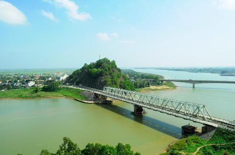 Vé máy bay Sài Gòn Thanh Hóa - Cầu Hàm Rồng Ve may bay Sai Gon Thanh Hoa